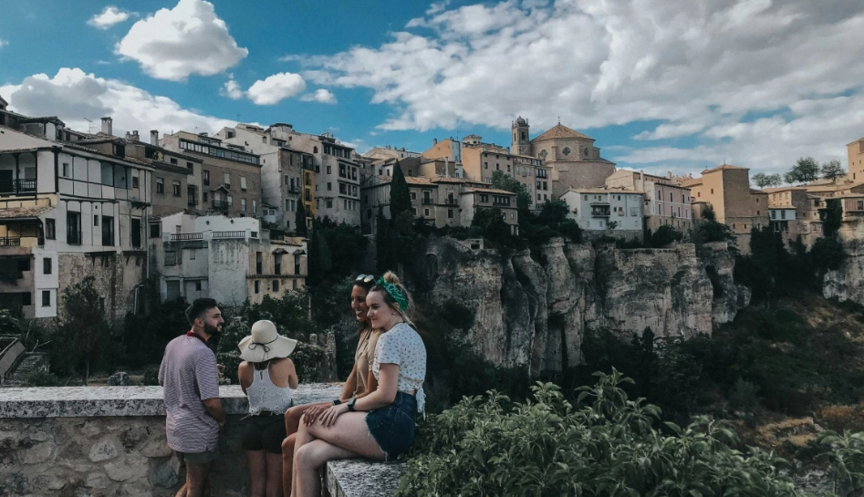Μικρο-διακοπές: Γιατί ολοένα και περισσότεροι ταξιδεύουν 2 έως 4 μέρες μαξ