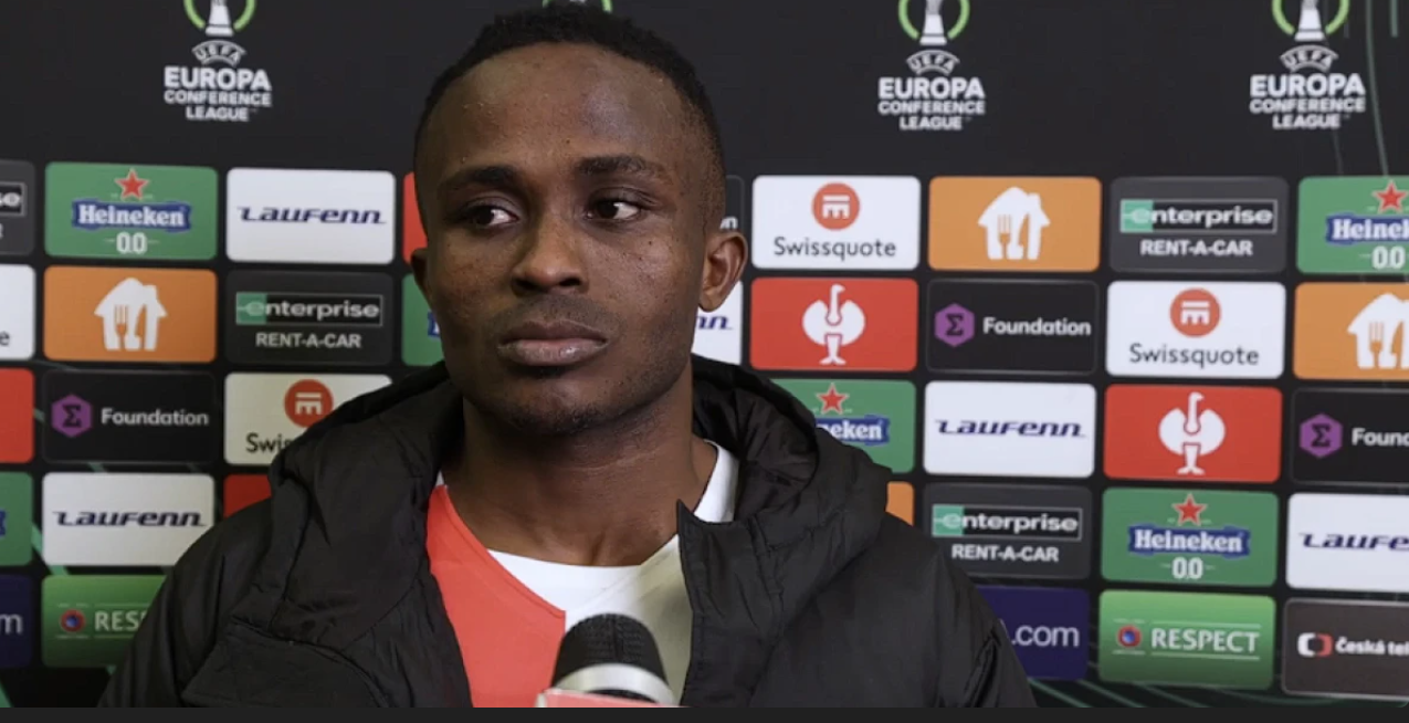 Είναι αυτός ο πιο γρήγορος ποδοσφαιριστής στον κόσμο; Ντύθηκε... Μπολτ και έσπασε απίθανο ρεκόρ 