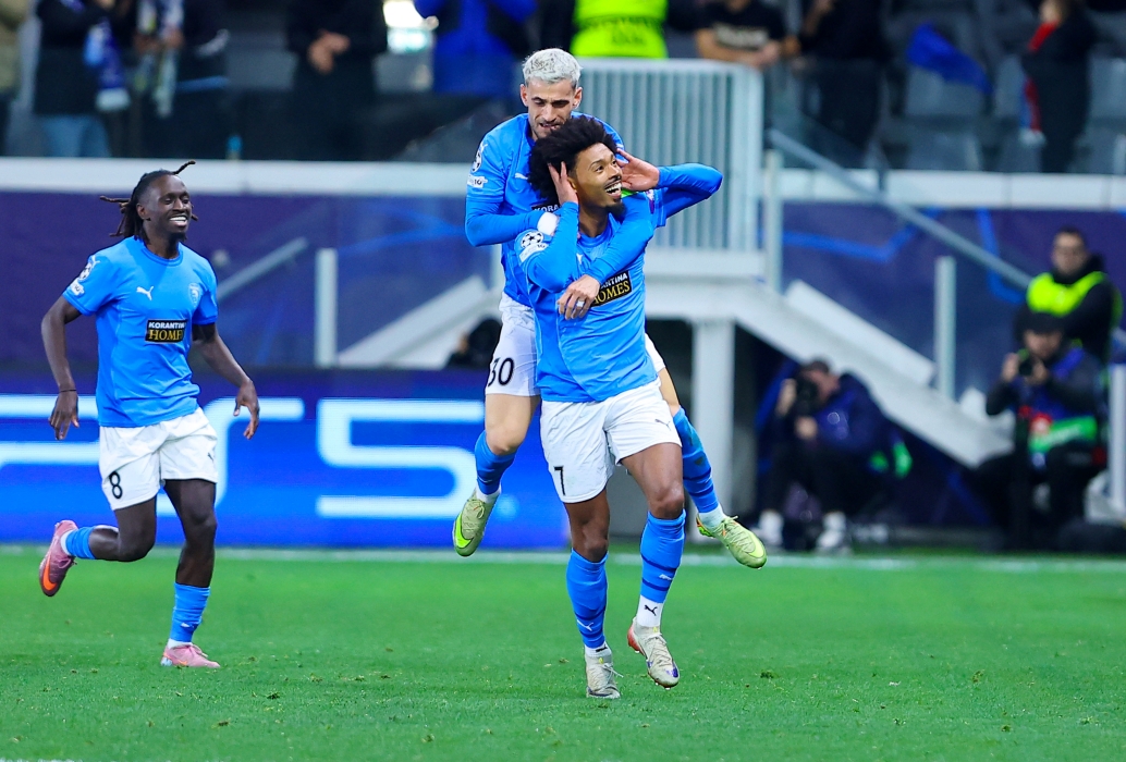 ΠΑΦΑΡΑ έτοιμη για όλα, «ΠΑΤΗΣΕ» την Σλάβια με τεσσάρα!