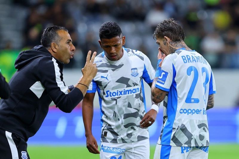 Ακόμα περιμένουν να δουν τον Μαρσελίνιο…