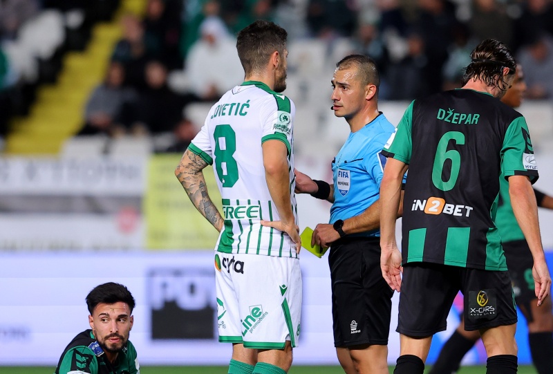 Το… «σουβενίρ» που πήρε ο Γιόβετιτς από αντίπαλο (ΦΩΤΟΓΡΑΦΙΕΣ)