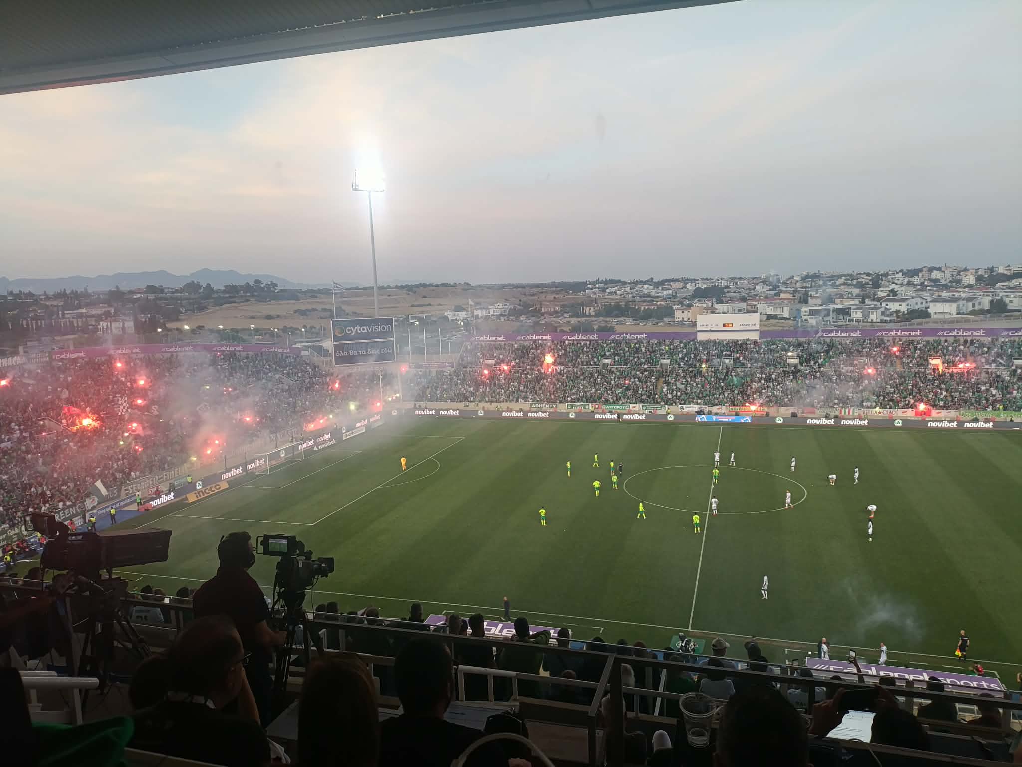 Πανζουρλισμός στο ΓΣΠ μετά το γκολ του Κουλιμπαλί! (ΒΙΝΤΕΟ)