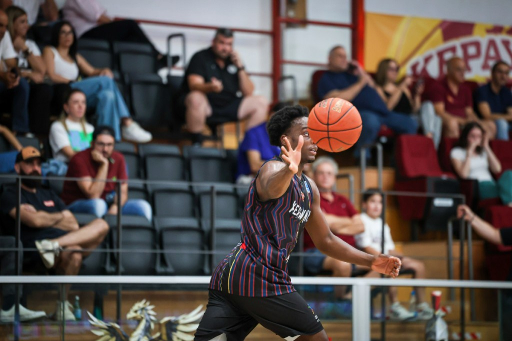Συνεχίζει με νίκη ο Κεραυνός επικρατώντας του Αχιλλέα