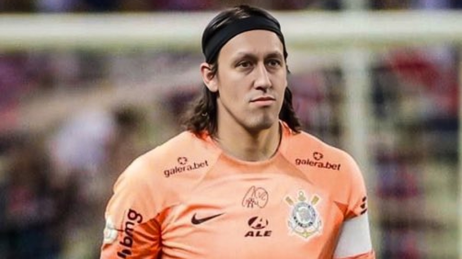 Γίνεται να δεχθείς γκολ εκούσια; Ο Κάσιο σίγουρα, αποδεικνύοντας πως ξέρει τους κανόνες κατά… γράμμα! 