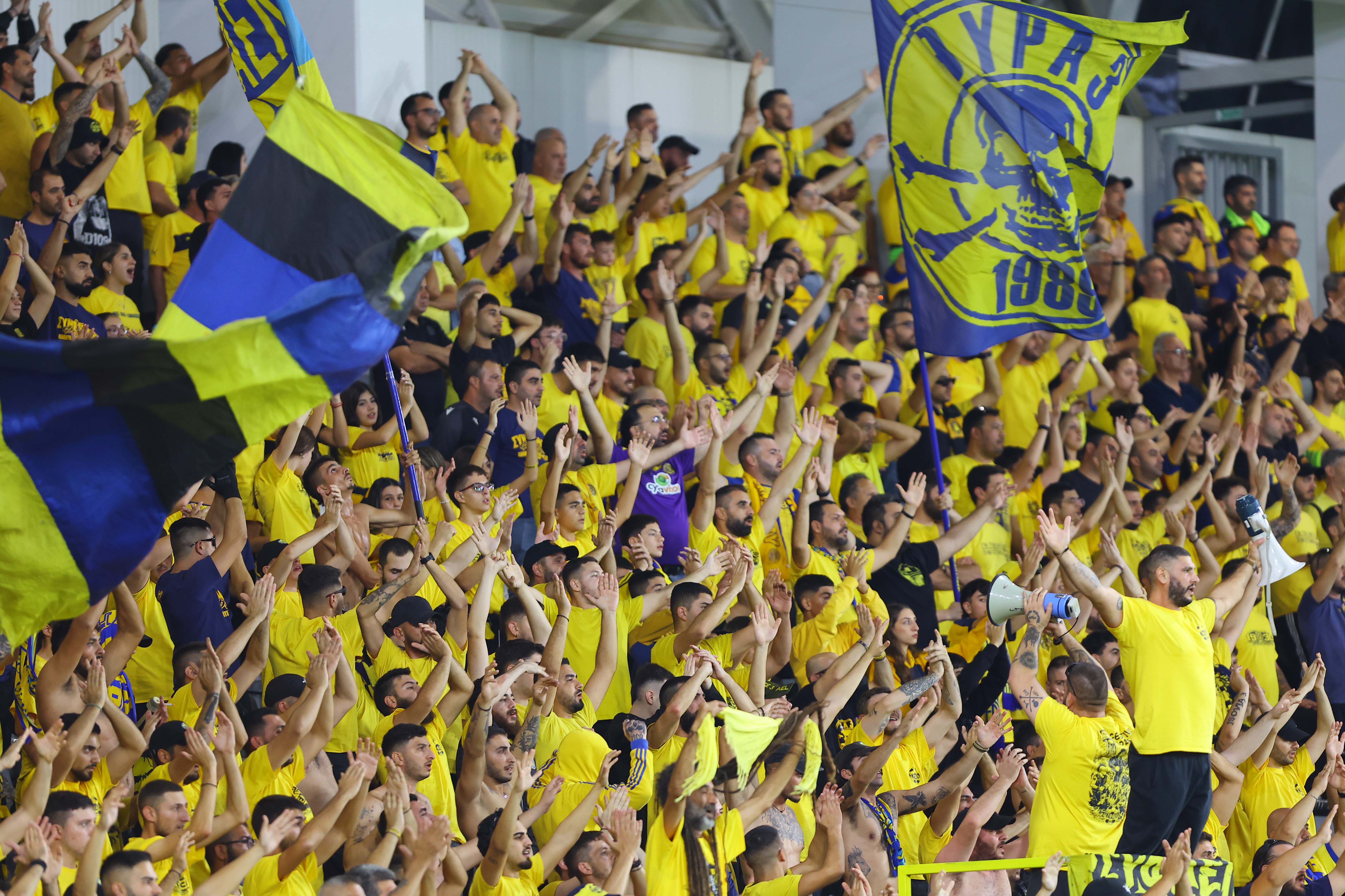 «Να δείξουν την απαιτούμενη σοβαρότητα που επιβάλλεται»