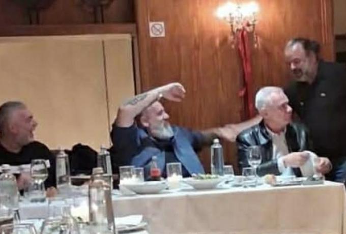 Η φωτογραφία Καραπαπά-Ηλιόπουλου από τη συνάντηση