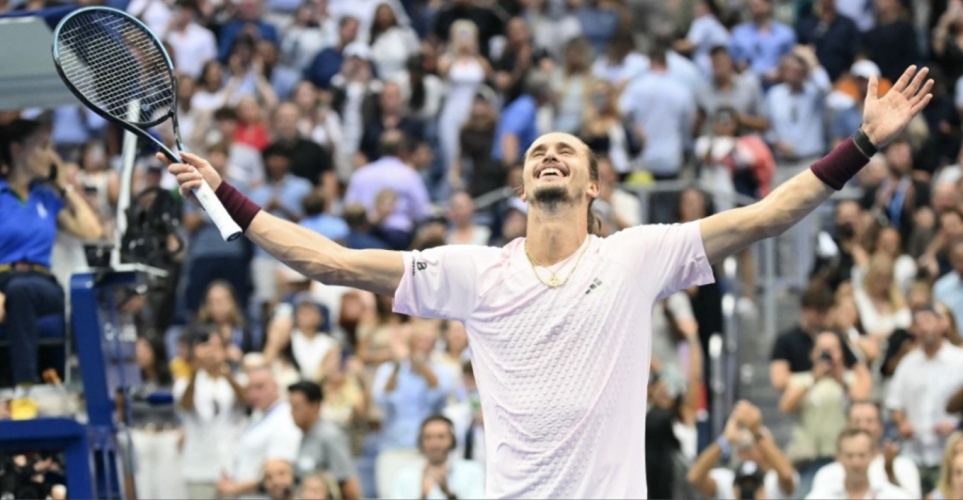US Open: ΘΡΙΑΜΒΟΣ Ζβέρεφ στη Νέα Υόρκη! (ΒΙΝΤΕΟ)