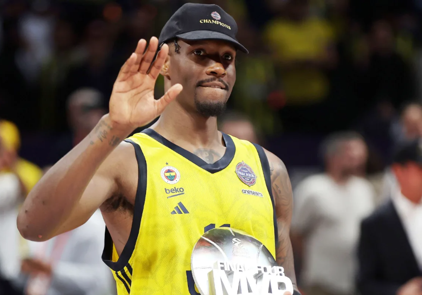 Το «μυθικό» συμβόλαιο του Νάιτζελ Χέιζ-Ντέιβις στον Παναθηναϊκό!