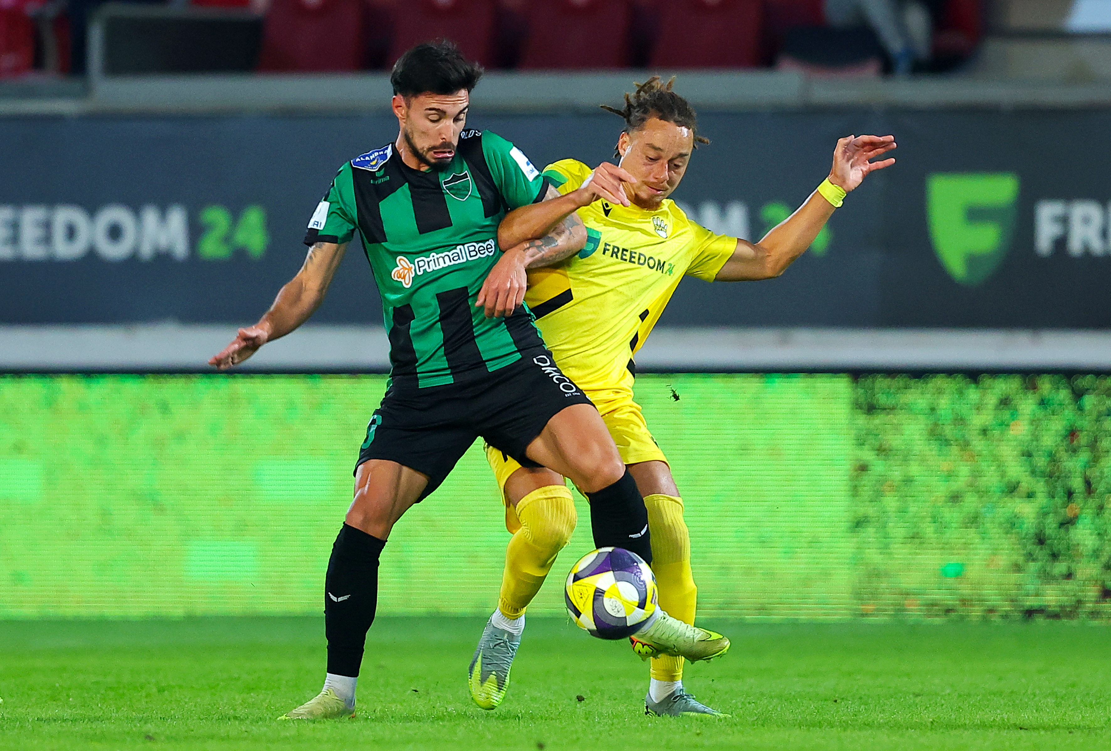 ΣΤΙΓΜΙΟΤΥΠΑ: Οι καλύτερες φάσεις από την αναμέτρηση ΕΝΥ-Ολυμπιακός (ΒΙΝΤΕΟ)