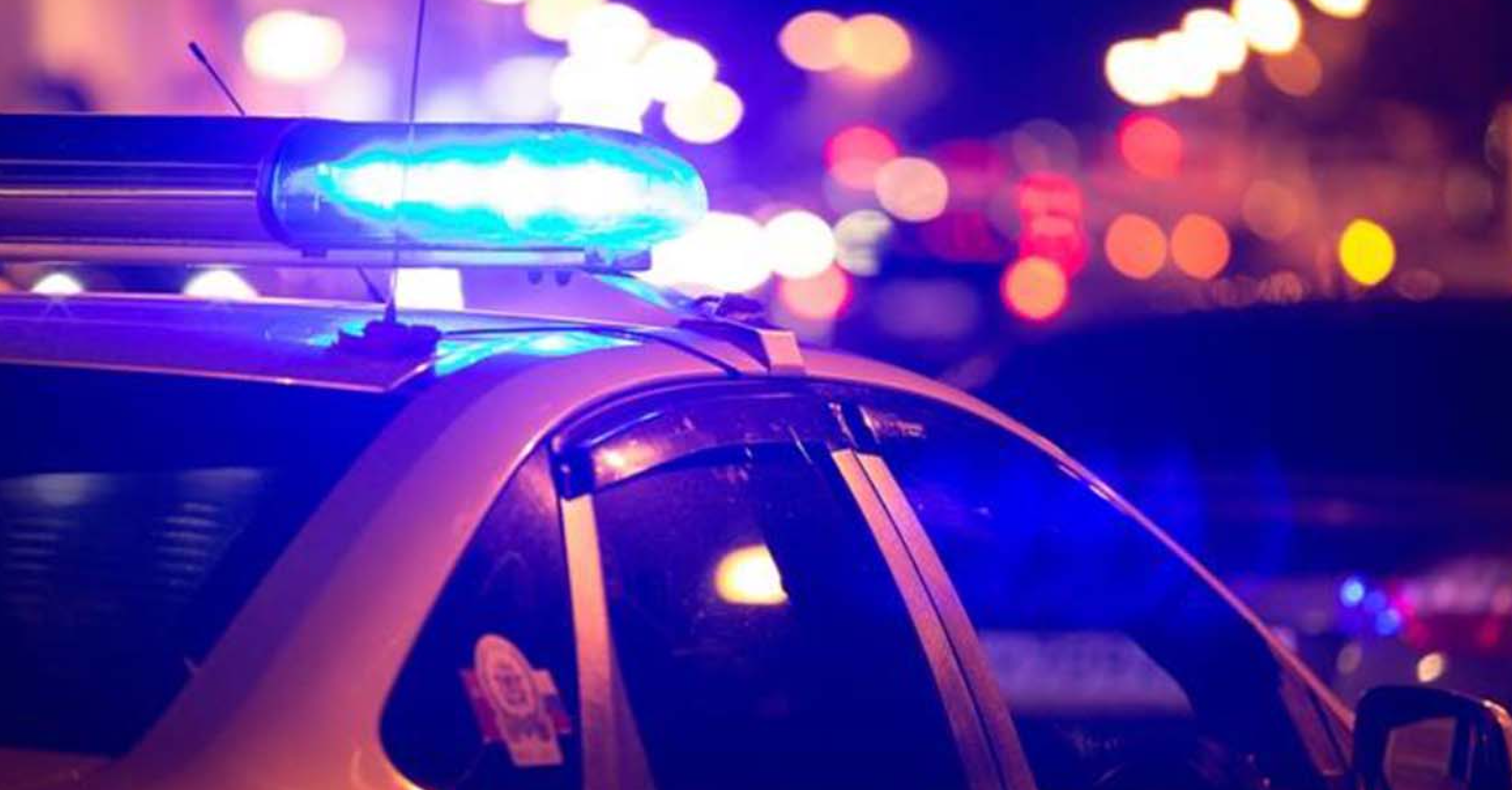 Σοβαρό περιστατικό: Νεαροί έβαλαν φωτιά σε κυκλικό κόμβο στη Λεμεσό - Δείτε βίντεο από το σημείο