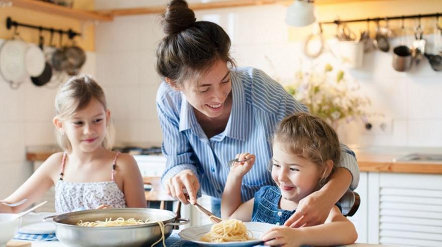 Η διατροφή των παιδιών μπορεί να επηρεάσει την ανάπτυξη και τη μετέπειτα ζωή, λέει νέα μελέτη