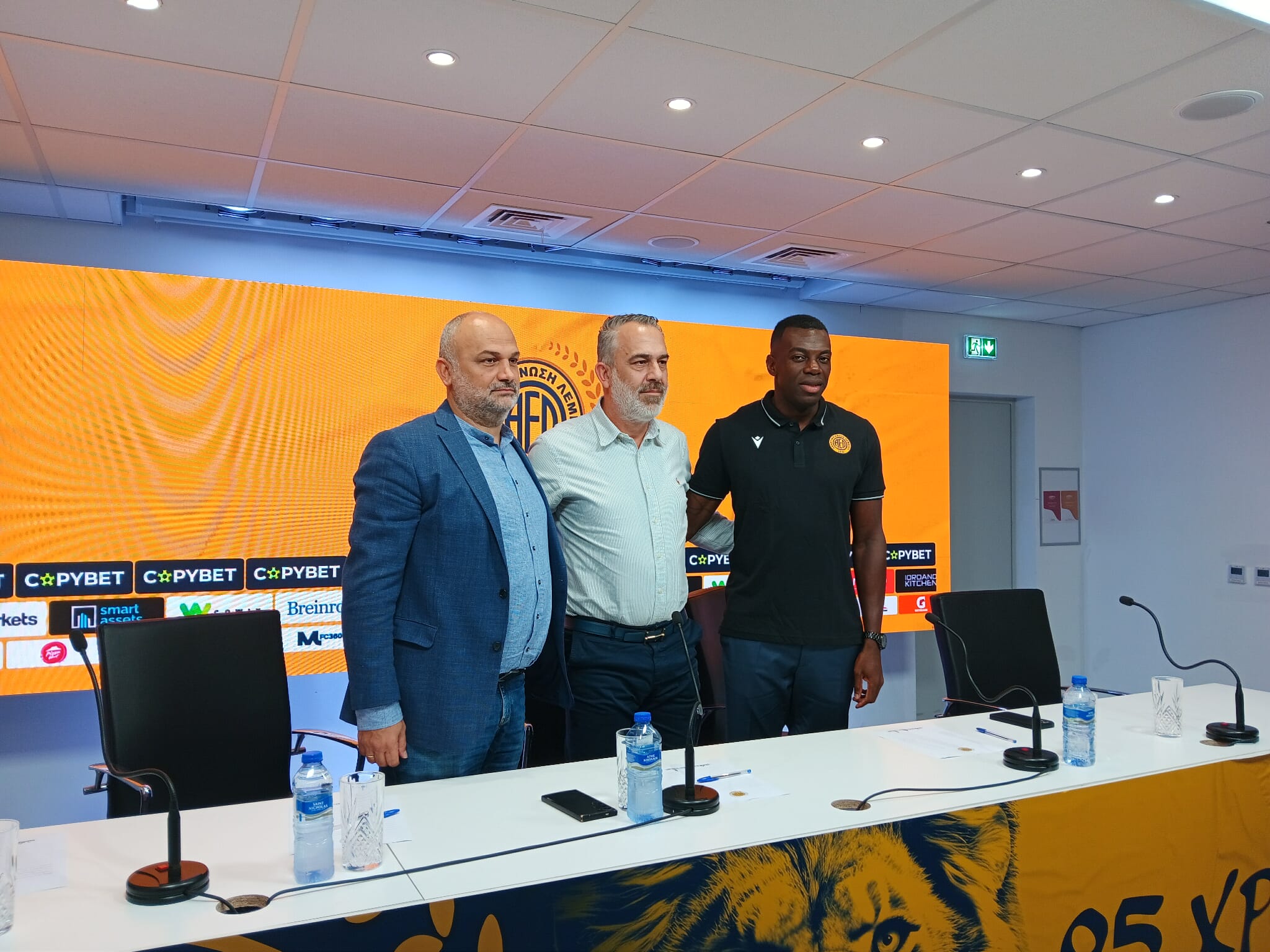 Το περιβάλλον πίεσης κι ο Νταμάχου…