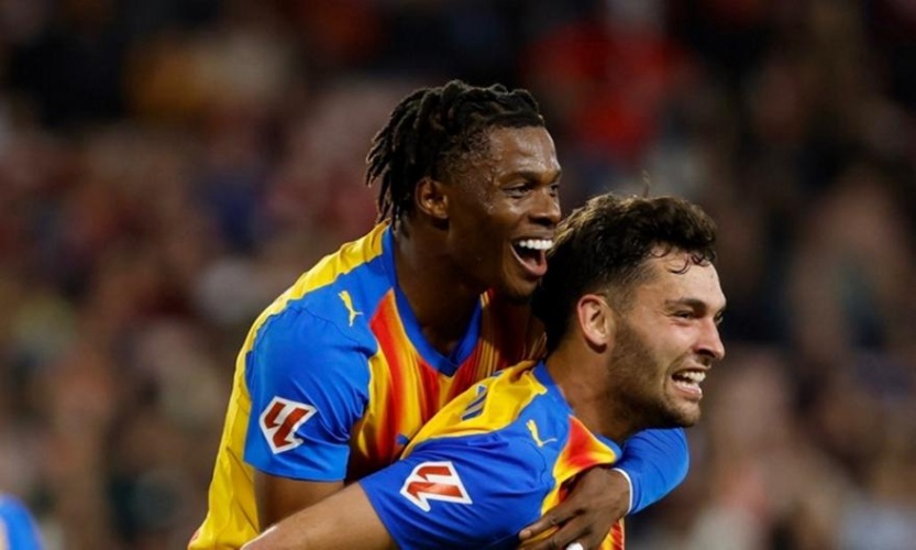 Υπέταξε τη Σεβίλλη που έμπλεξε και πήρε διπλό-«χρυσάφι» η Βαλένθια! (ΑΠΟΤΕΛΕΣΜΑΤΑ)