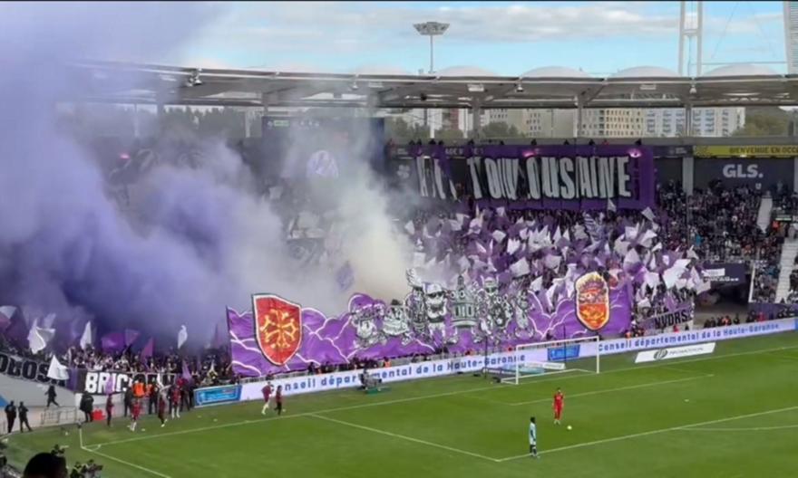 Ολιγόλεπτη διακοπή στο Τουλούζ-Χάβρη καθώς ήχησε ο συναγερμός φωτιάς του γηπέδου λόγω καπνογόνων!