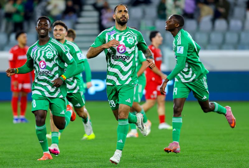 Φυσικά δεν πανηγυρίζουν για το «Χ»-Τα τρία πρόσωπα της βραδιάς