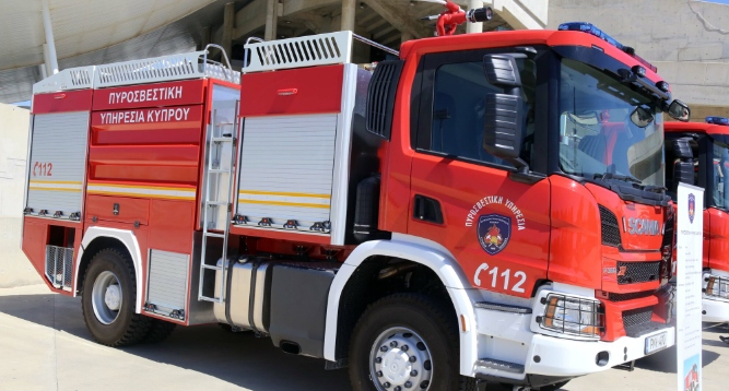 Συναγερμός στην Πάφο: Πυρκαγιά σε ημιδασώδη περιοχή – Ανησυχία λόγω ισχυρών ανέμων