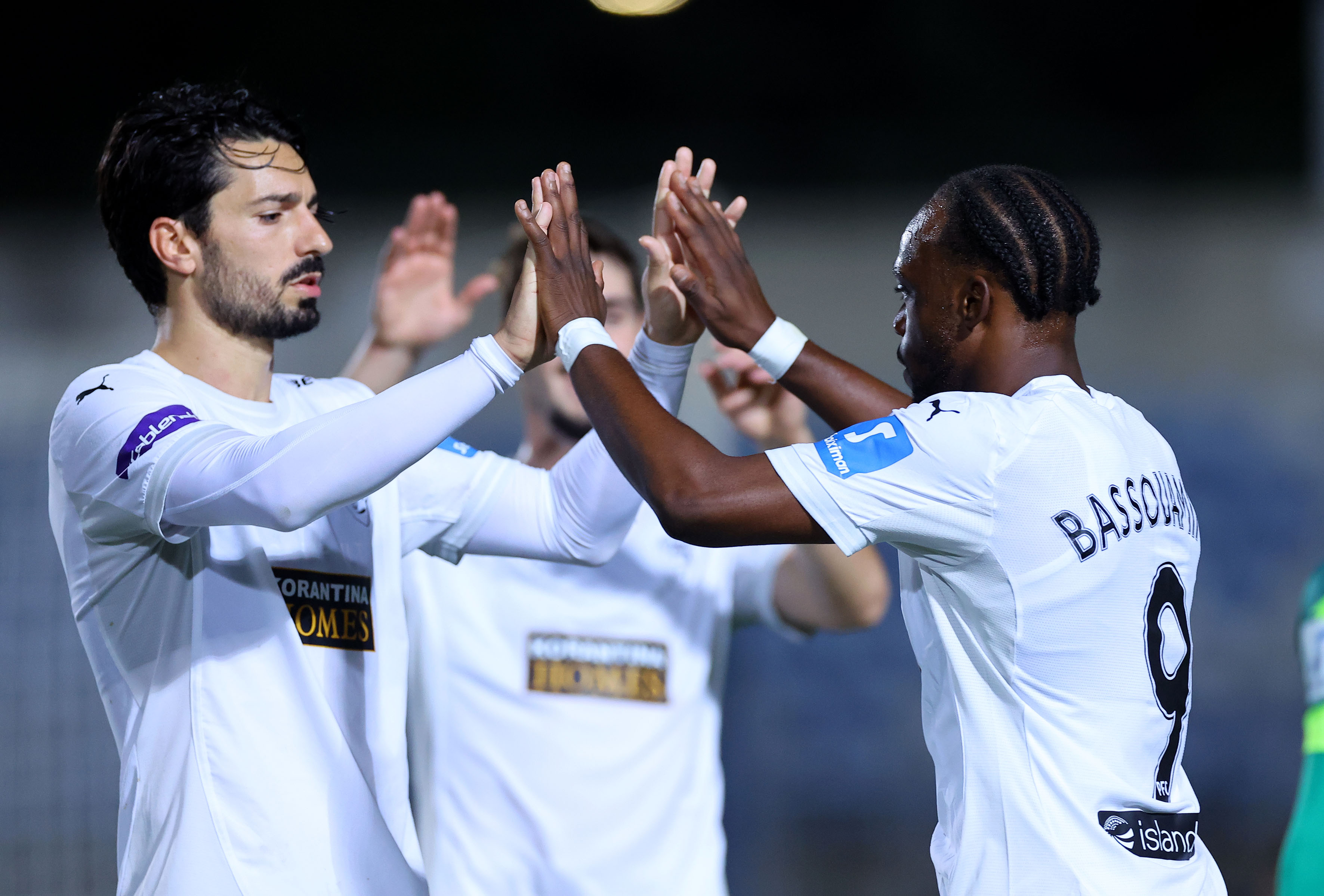 ΑΚΡΙΤΑΣ-ΠΑΦΟΣ: Τεσσάρα στο ρελαντί...