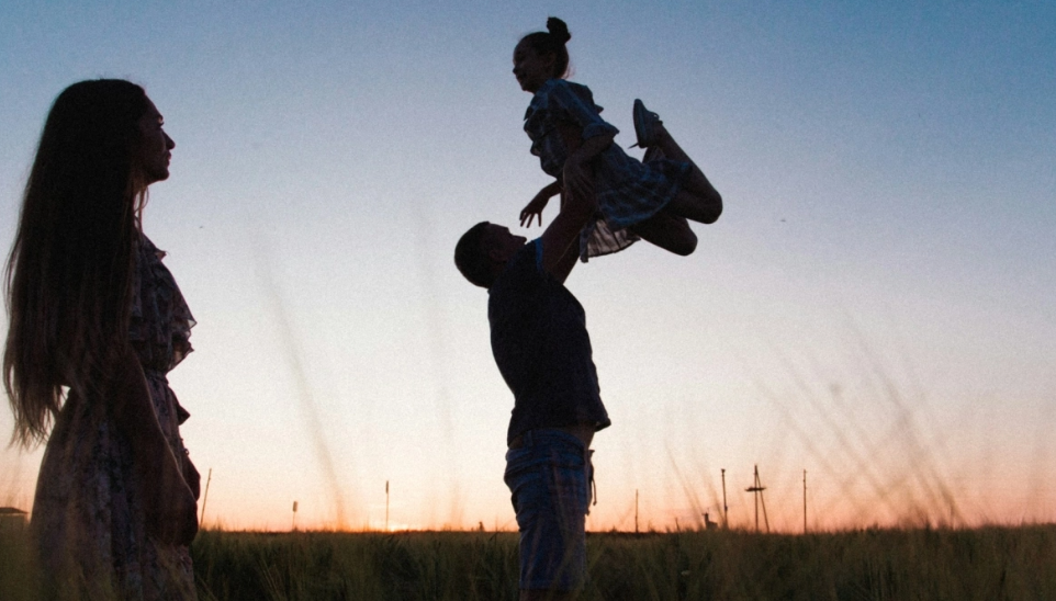 10 απαράβατοι κανόνες των γονέων που μεγαλώνουν πραγματικά καλούς ανθρώπους