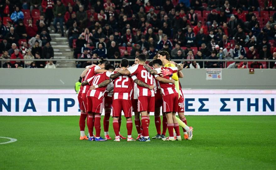 Ποστάρισμα γεμάτο νόημα από τον Ολυμπιακό: «ΟΙΚΟΓΕΝΕΙΑ»