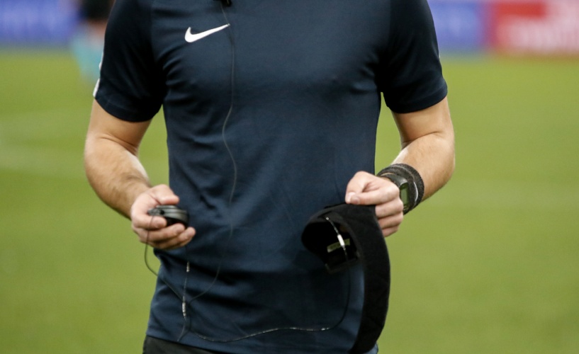 Διαιτητής κατηγορείται ότι δωροδοκούσε άλλους ρέφερι για να… διευκολύνει τα στοιχήματα – Πέντε συλλήψεις Διαιτητής κατηγορείται ότι δωροδοκούσε άλλους ρέφερι για να… διευκολύνει τα στοιχήματα – Πέντε συλλήψεις