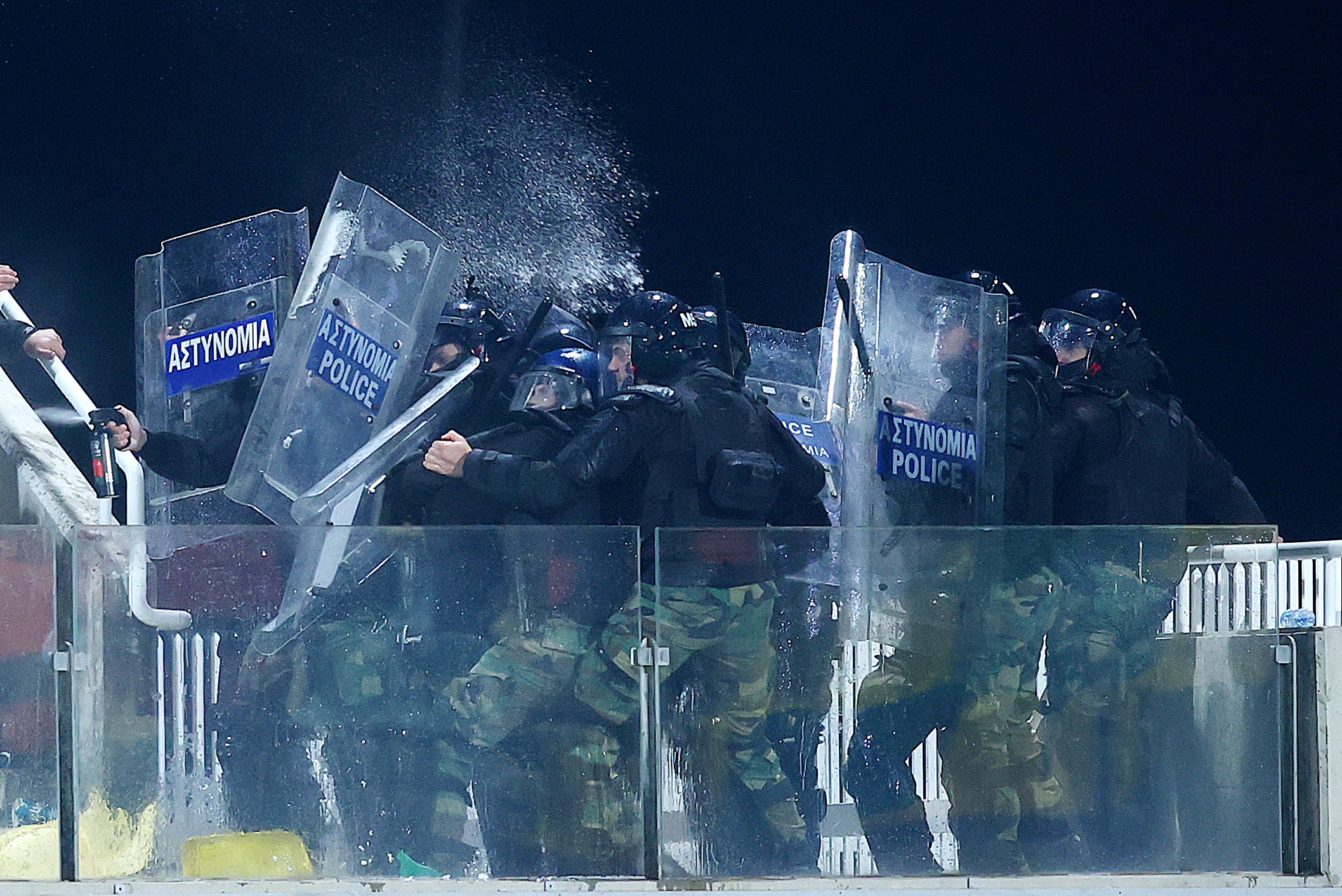 Επεισόδιο με Αστυνομία στην κερκίδα Ανόρθωσης: «Κρατούσα ένα μωρό 3 χρονών για να το μεταφέρω με ασφάλεια εκτός αγωνιστικού χώρου»