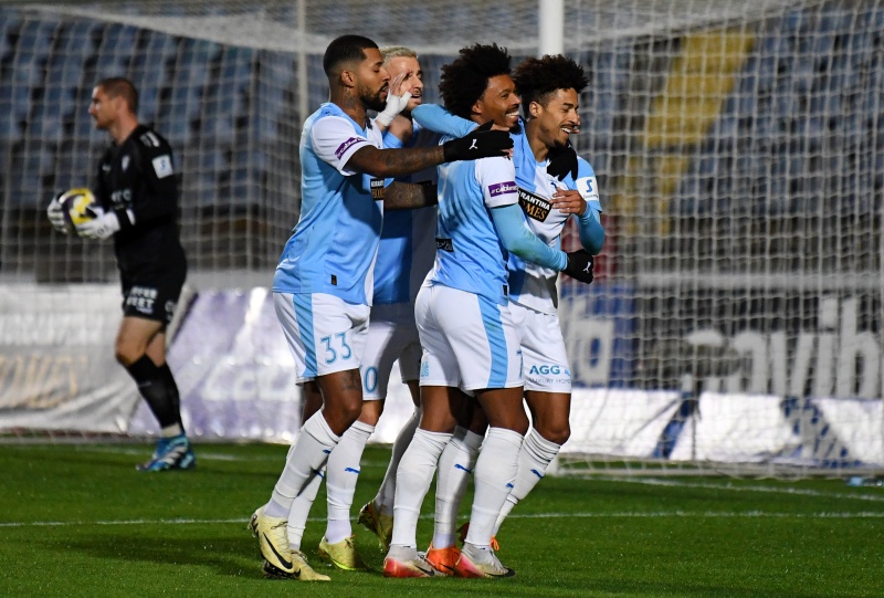 Γλίτωσε από της Αραδίππου τα... «δόντια» η Πάφος στο ντεμπούτο Θελάδες και πλησίασε στην κορυφή!