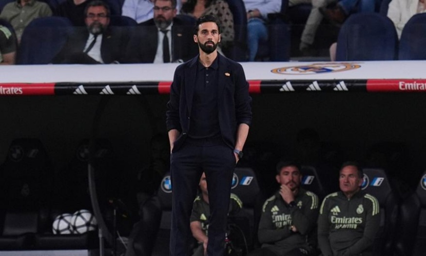 ΕΞΑΛΛΟΣ ο προπονητής της Ρεάλ με τη διαιτησία: «Καθαρό πέναλτι εδώ και στο φεγγάρι - Τα ίδια και τα ίδια» (ΒΙΝΤΕΟ)