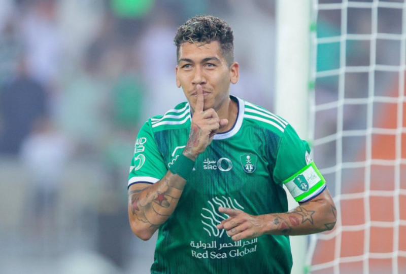 Απίθανο ντεμπούτο με χατ-τρικ για τον Φιρμίνο!