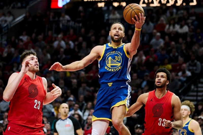 NBA: Ιστορικός Κάρι με 48 πόντους, αλλά ήττα για τους Γουόριορς στο Πόρτλαντ (ΑΠΟΤΕΛΕΣΜΑΤΑ - 9 VIDEOS)