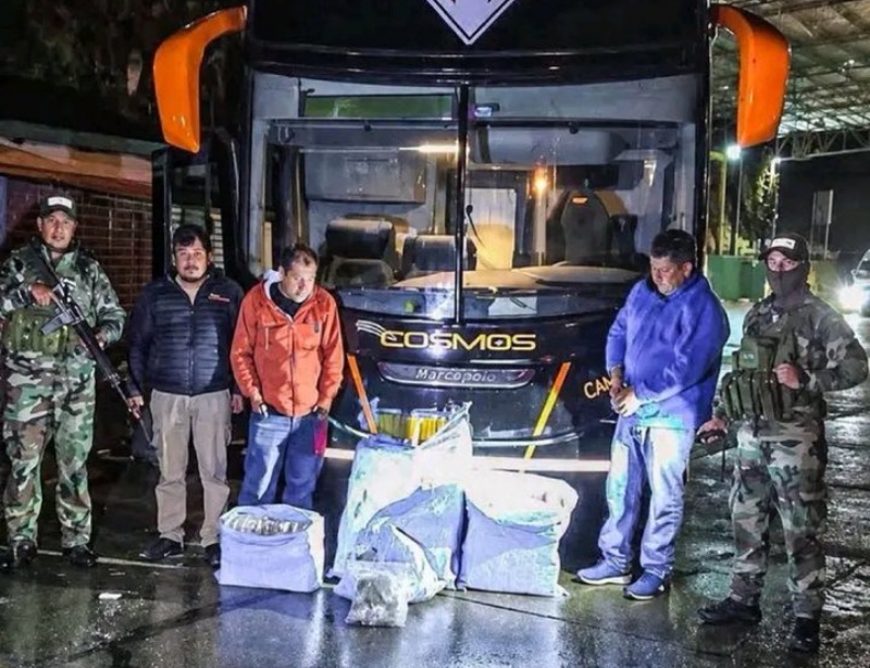 Απίστευτο σκηνικό: Βρέθηκαν 86 κιλά... μαριχουάνας σε πούλμαν που μετέφερε ποδοσφαιρική ομάδα!