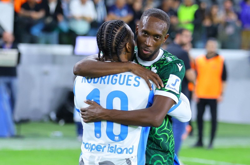 Ωραίο σκηνικό μετά το τέλος του Απόλλων-Ομόνοια (ΦΩΤΟΓΡΑΦΙΑ)