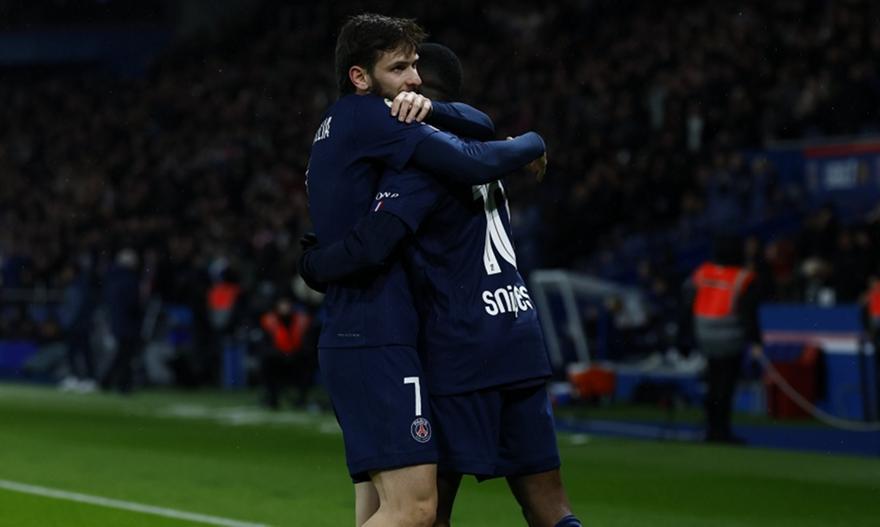 Έβγαλε αντίδραση με μαγικό Ντεμπελέ η Παρί