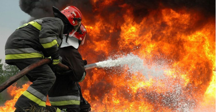 Σε επίπεδο «Κόκκινου Συναγερμού» την Κυριακή ο κίνδυνος πρόκλησης δασικών πυρκαγιών