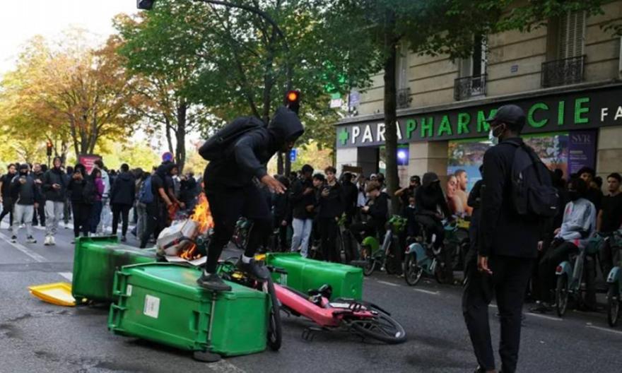 Εκρηκτικό το κλίμα λόγω της μαθητικής οργής: Έως 500 σχολεία αναστέλλουν τα μαθήματα