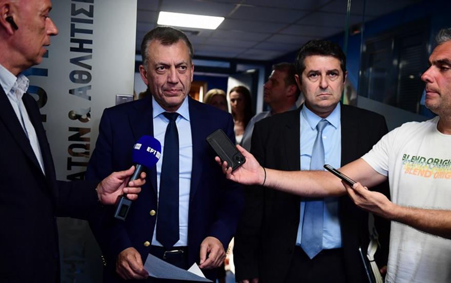 Υπουργείο: «Οι ιδιοκτήτες των δύο ΚΑΕ δεσμεύτηκαν πως δεν θα παραστούν στα εκτός έδρας ματς»