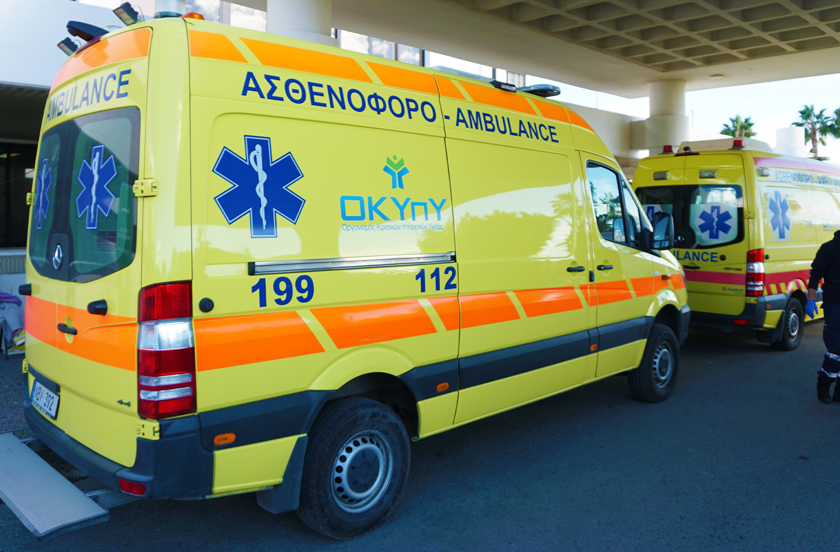 Επιχείρηση στη Λάρνακα: Τι λένε οι γιατροί για την κατάσταση του τραυματία μετά την πτώση από τη βεράντα