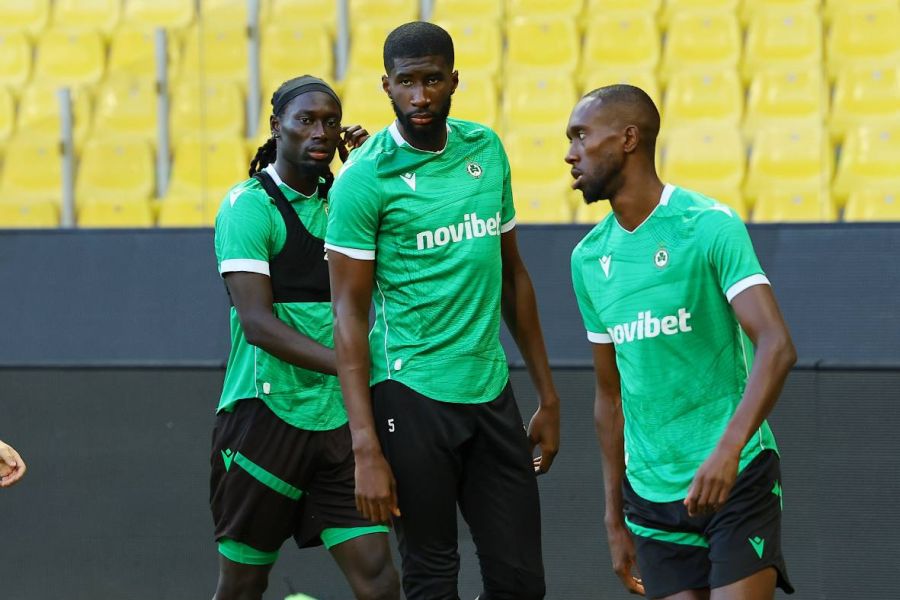 OMONOIA: Πάτησαν χορτάρι στην «OPAP Arena» (ΒΙΝΤΕΟ)