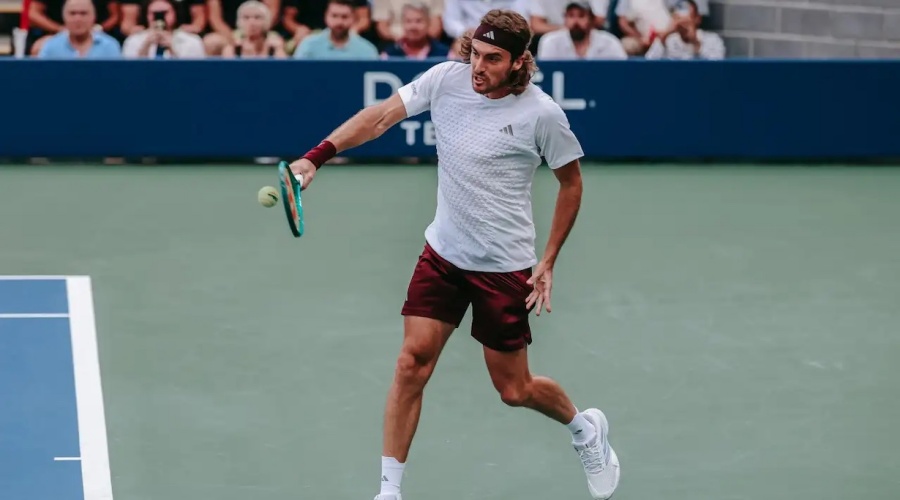 Τσιτσιπάς: «Οι one-handed backhand είμαστε σαν τους δεινόσαυρους προς εξαφάνιση»