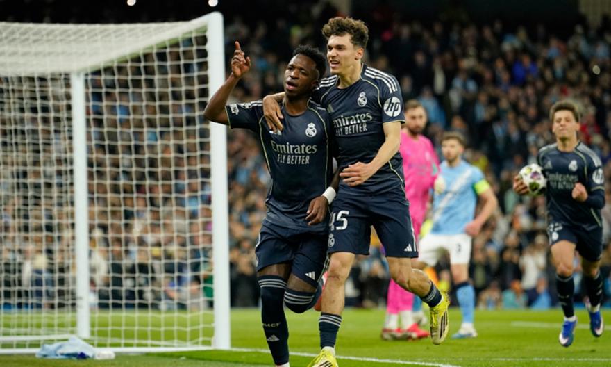 Τελείωσε τη δουλειά στο Μάντσεστερ με δεύτερη νίκη και πάει φορτσάτη στα προημιτελικά η Ρεάλ Μαδρίτης!