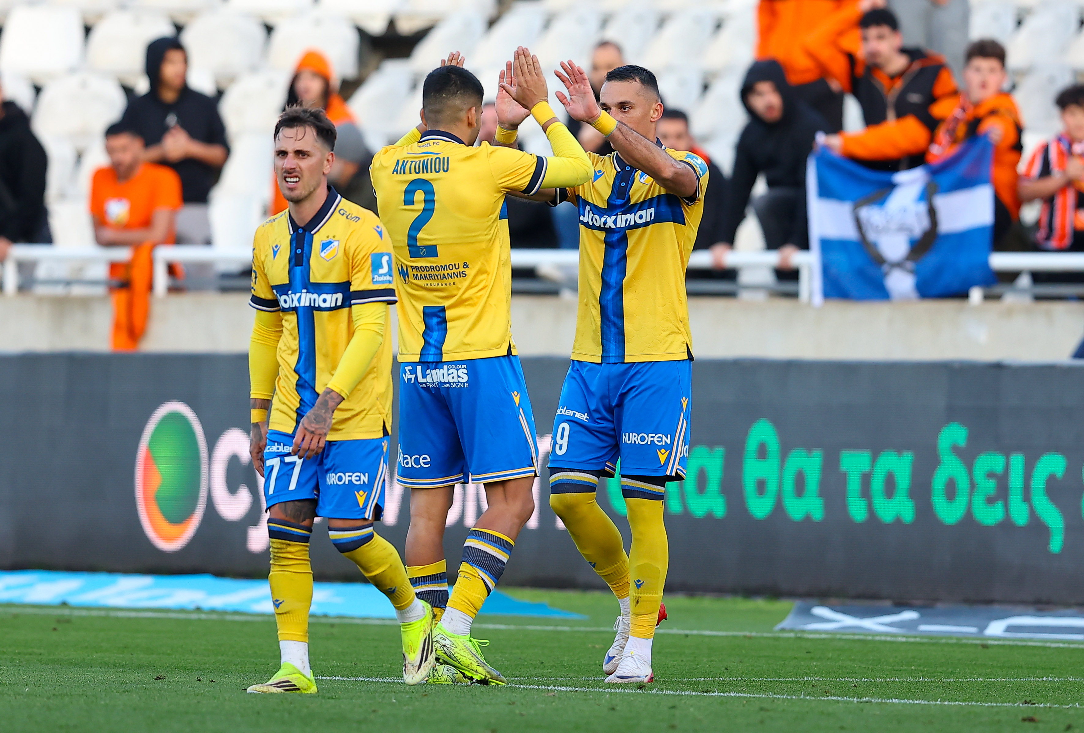 ΑΠΟΕΛ:  Νάνου, Μπρόρσον και Λαΐφης...