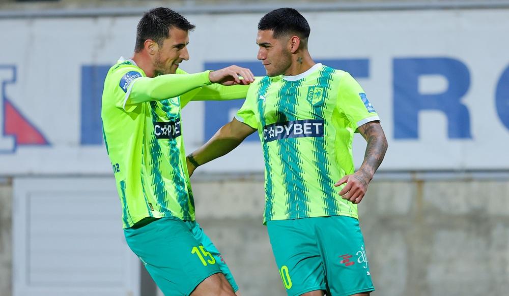 ΤΕΛΟΣ η σεζόν για Καμπρέρα - εκτός για 9 μήνες!