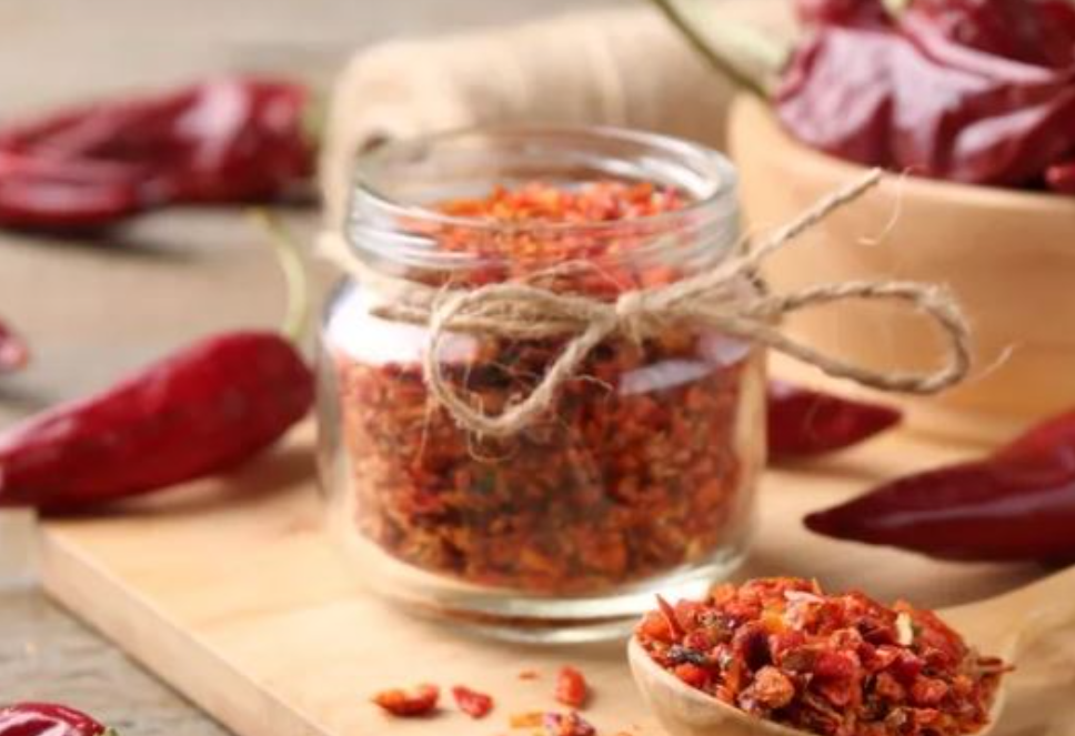 Τι δεν πρέπει να τρώμε πριν κοιμηθούμε; 7 τροφές που χαλάνε τον ύπνο μας