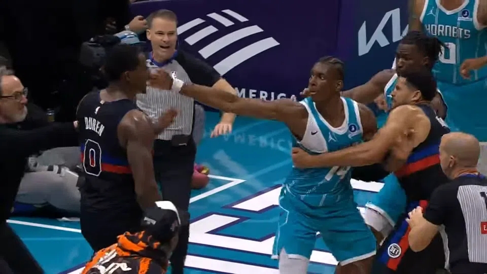 Τρομερό ξύλο στο ΝΒΑ: Σκηνές χάους με μπουνιές και καρέ αποβολών! (ΒΙΝΤΕΟ)