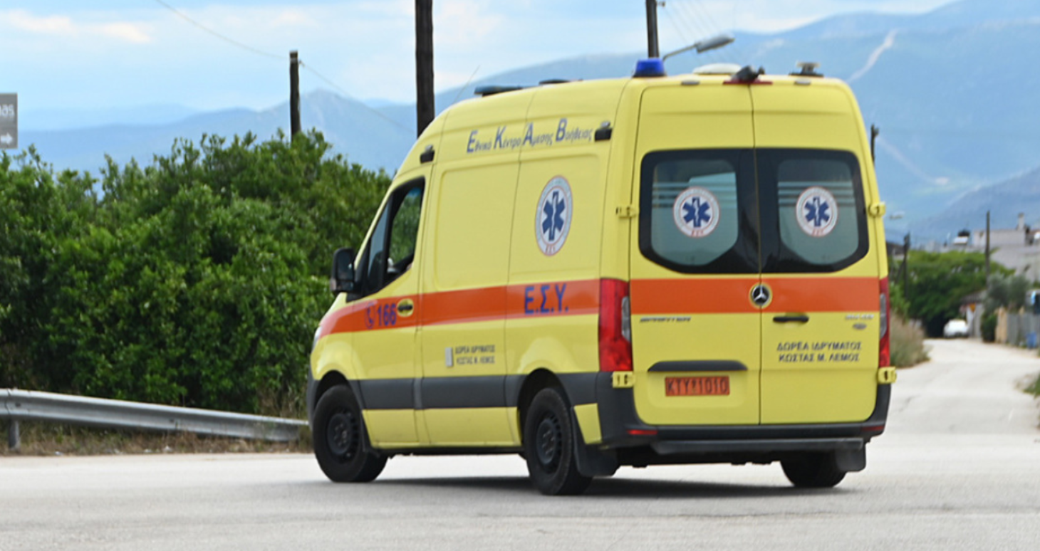 Τραγωδία στην Ελλάδα: Πώς έχασε τη ζωή του ο 16χρονος Νίκος - Συγκλονιστικό - Δεν φεύγουν οι φίλοι του από το σημείο - Βίντεο
