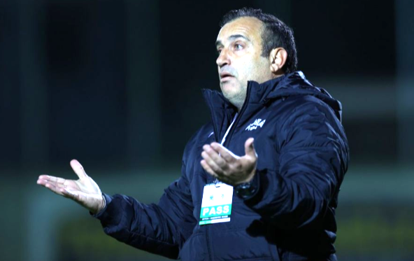 Ξανά Σακκάς στην Δόξα, παρελθόν ο Καμένος