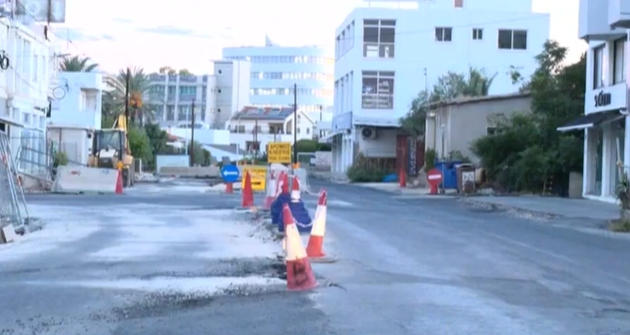 VIDEO- Για γερά νεύρα η Τσερίου: Σε απελπισία οι οδηγοί - Παίρνουν μαζί τους κώνους και καθρεφτάκια