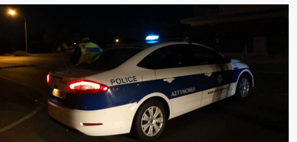 Πάφος – Ερυθρός Αστέρας: «Τσάκωσαν» 40χρονο με πυρσούς κατά την είσοδο οπαδών στον αγώνα Πάφος – Ερυθρός Αστέρας: «Τσάκωσαν» 40χρονο με πυρσούς κατά την είσοδο οπαδών στον αγώνα