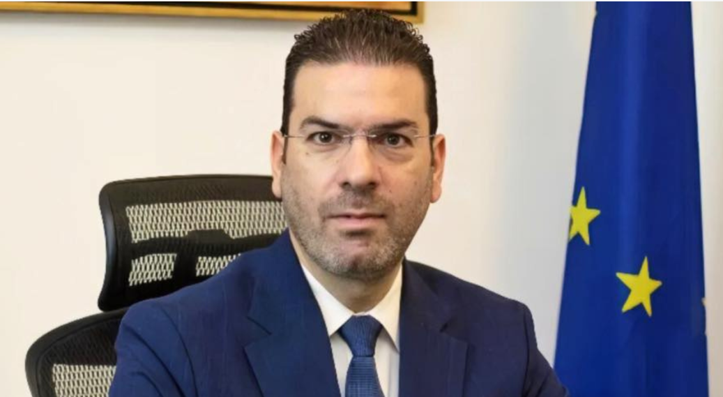 Οργή Δίπλαρου για έργο τέχνης: «Ντροπή και πρόκληση» – Ζητά απόσυρση και ξεκάθαρες τοποθετήσεις – Φωτογραφία