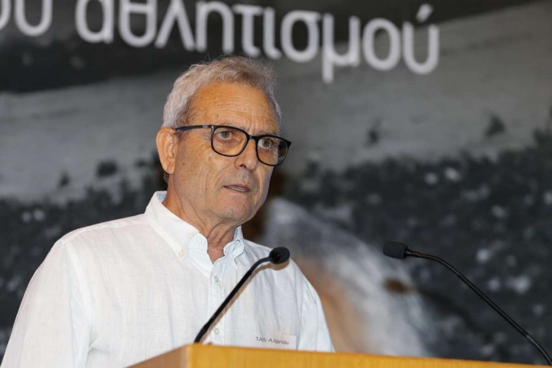 «Αυτό που κάνει τώρα ο Χάρης Φωτίου, απλώς υπογραμμίζει το τεράστιο λάθος που γινόταν προηγουμένως στον ΑΠΟΕΛ»