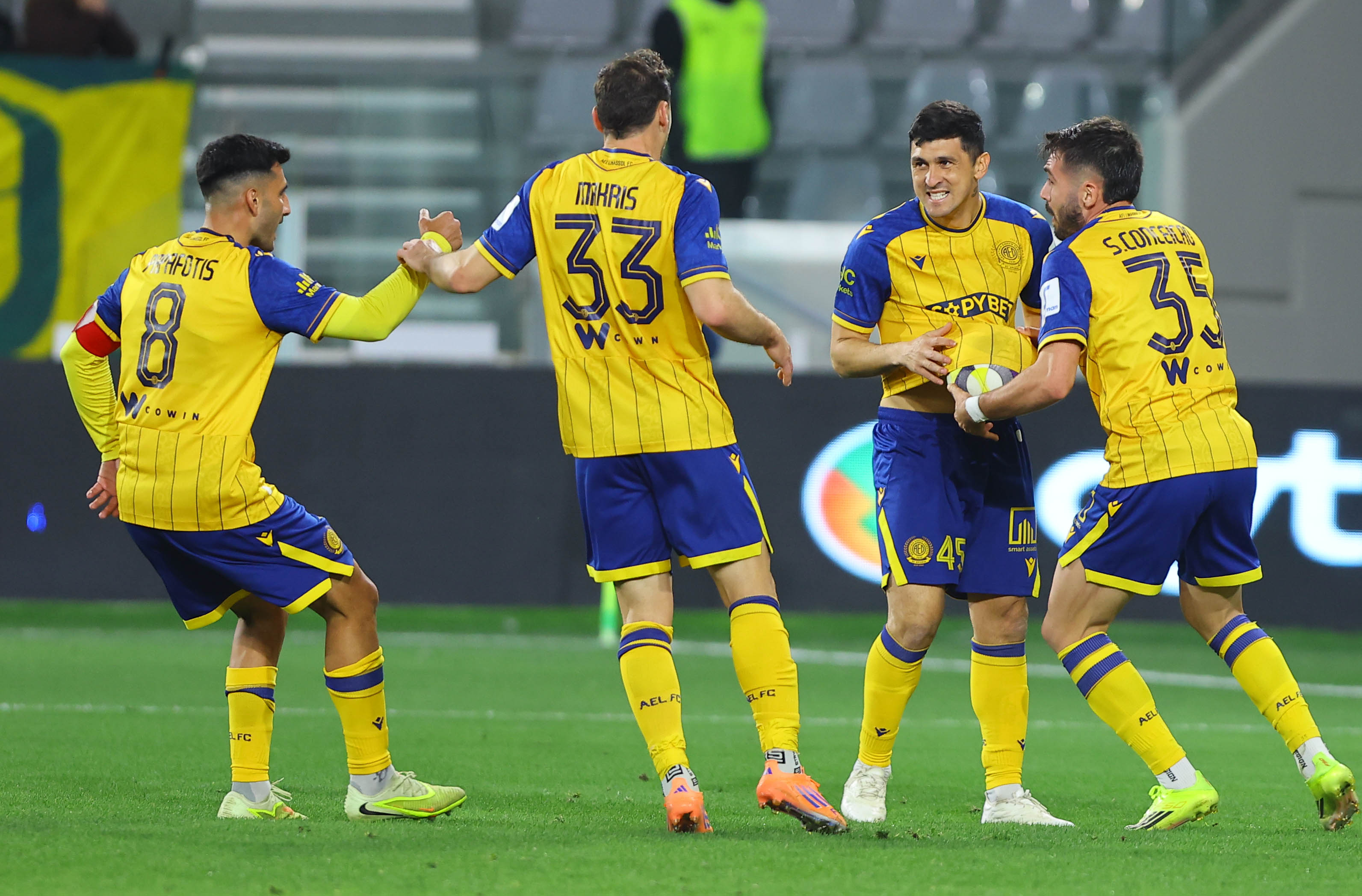 ΑΕΛ: Κονσεϊσάο και Στεβάνοβιτς πάνω από 2000...